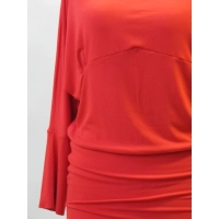 Czerwona sukienka Kimono z ozdobnymi marszczeniami